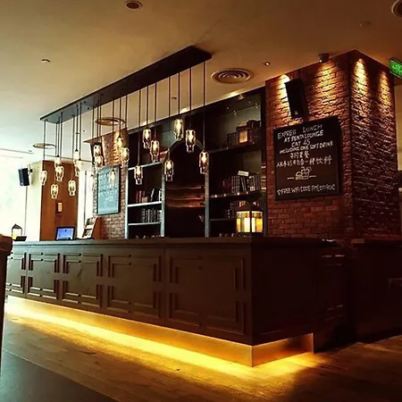 Courtyard By Marriott Berlin Teltow-2